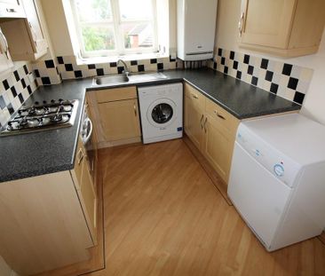 2 bedroom flat to rent - Photo 5