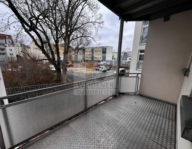 Wohnen in Untermhaus mit Aufzug, 2 Balkonen und 2 Bädern! Parkplatz vorhanden! - Foto 1