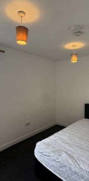 Stoke Road, AYLESBURY - Photo 1