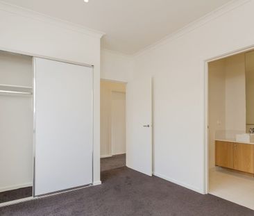 2/54 Percy Street, Newtown - Photo 1