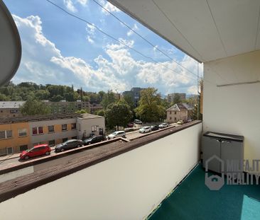 Pronájem bytu 3+1 80 m² - Photo 1