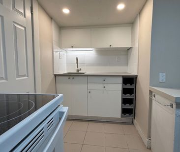 For Lease - 143 Echo Drive Unit# 1, Glebe - Ottawa East and Area, O... - Photo 1