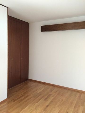 2.5 locali fronte lago con balcone - Photo 3