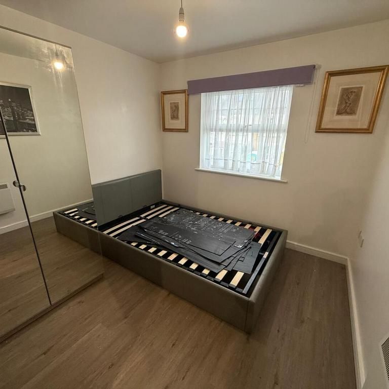 3 bedroom flat to rent - Photo 1