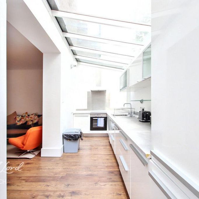 2 bedroom maisonette to rent - Photo 1