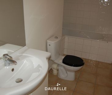 Location Appartement 4 pièces 82m² CABANNES 13440 - Photo 4