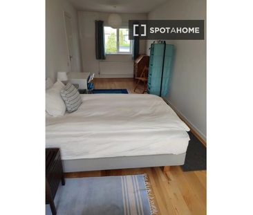 Room in a shared 2-bedroom house for rent in Cabra West - Photo 4