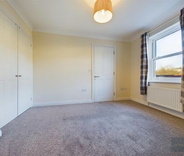 Stones Court, Bradford on Avon, Wiltshire, BA15, Bradford-On-Avon - Photo 1