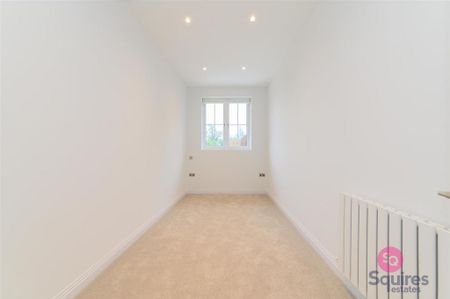3 bedroom flat to rent - Photo 2