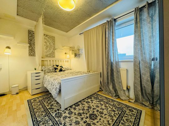 RM2 Solebay Street | Stepney Green | London | E1 4PP - Photo 1