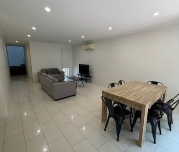 3 Bedroom Townhouse in The Glades Estate - Photo 2