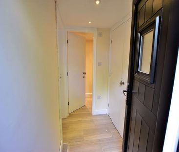 1 Bedroom Apartment To Let - Photo 4