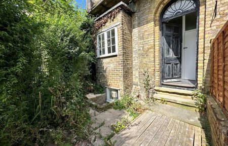 2 bedroom flat to rent - Photo 3