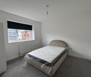 Francis Avenue - Photo 6