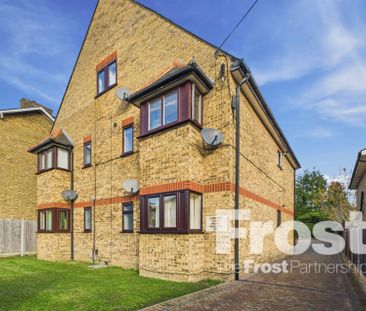 Elmhurst Road, Slough, Berkshire,SL3 - Photo 3