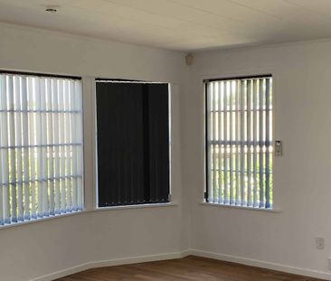 Modern Three-Bed in Glenfield! - Photo 5