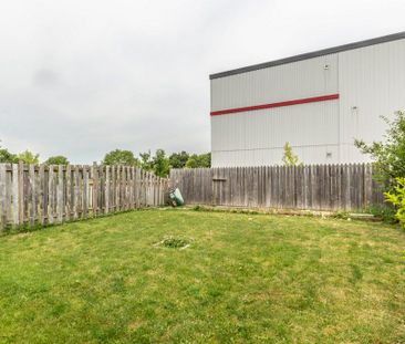 For Lease - 38 Rauch Court, Kitchener, Ontario - Photo 1