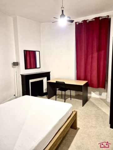 Location Appartement 4 pièces 66m² GRENOBLE 38000 - Photo 2