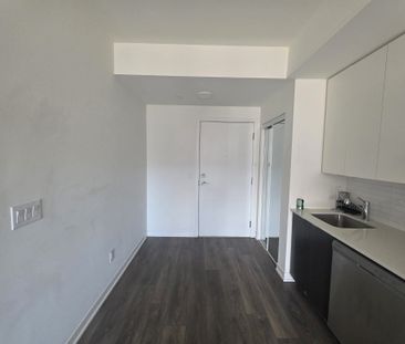 For Lease - 130 Canon Jackson Drive Unit# 406, Toronto, Ontario - Photo 4