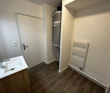 Location Appartement 1 pièce 38m² - Photo 6