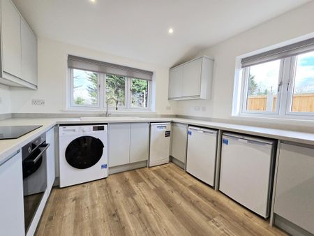 2 bedroom detached bungalow to rent - Photo 5