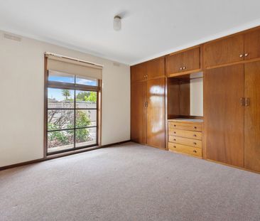 Neat & Tidy 2-Bed Unit - Photo 2