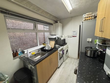 Ena Road, Foleshill - Photo 3