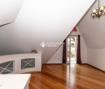 Sobrado com 3 quartos e 346m² para alugar em Marechal Rondon, Canoas. - Photo 1