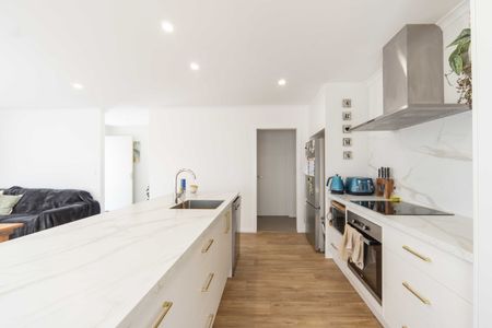 Executive Three Bedroom Home - Photo 2