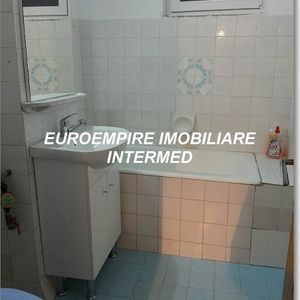 Apartament de inchiriat in Constanta, Km 4-5 - 2 camere, 50 mp - Fotografie 2