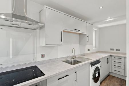 4 bedroom townhouse to rent - Photo 4