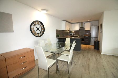 2 bedroom apartment to rent - Photo 4