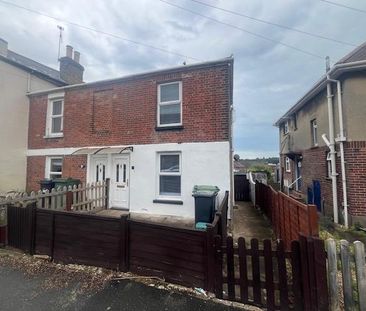 2 bedroom terraced house to rent - Photo 3