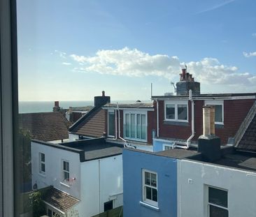 3 Bed Terraced House, Stanley Street, BN2 - Photo 4