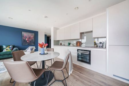 2 bedroom apartment to rent - Photo 5