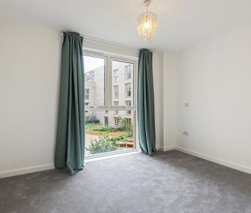 3 bedroom apartment to rent - Photo 3