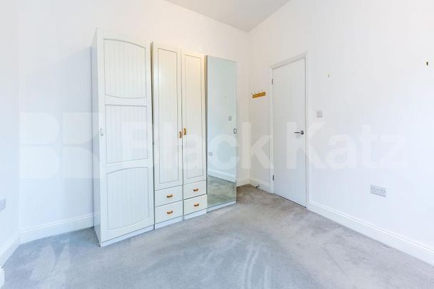 On a sought after Road in Muswell Hill a stunning 2 bedroom property with garden - Photo 1