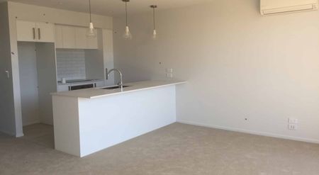 Pine Harbour Living - Photo 2