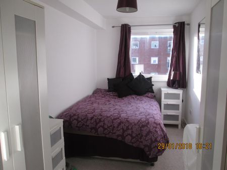 2 bedroom apartment to rent - Photo 3