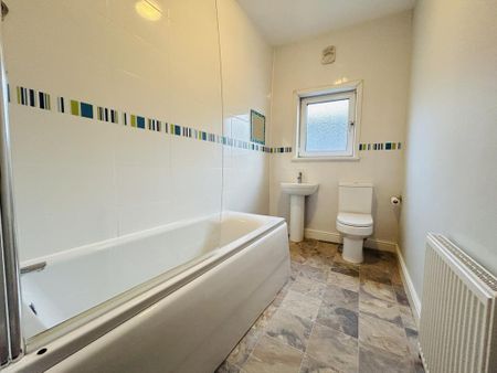 2 bedroom terraced house to rent - Photo 3