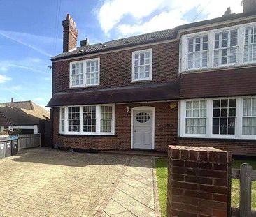 4 bedroom flat to rent - Photo 6