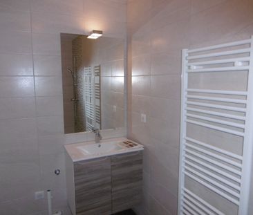 Location Appartement 3 pièces 65m² - Photo 5