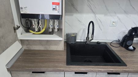 Inchiriez apartament 2 cam. Deva, Zamfirescu, et. 3, PRIMA INCHIRIERE - Photo 3