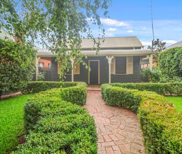 124 Docker Street Wagga Wagga NSW - Photo 6