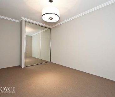 101 Grand Promenade, KARRINYUP WA 6018 - Photo 2