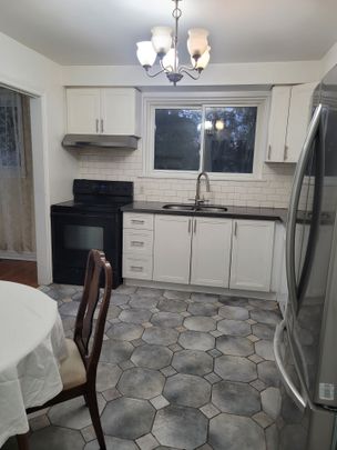 For Lease - 229 Chartland Boulevard, Toronto, Ontario - Photo 1