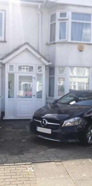 Kingsbury, Brent, NW9 - Photo 1