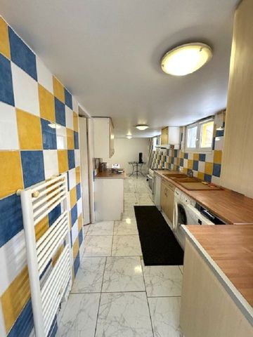 Location Appartement 1 pièce 26m² - Photo 3