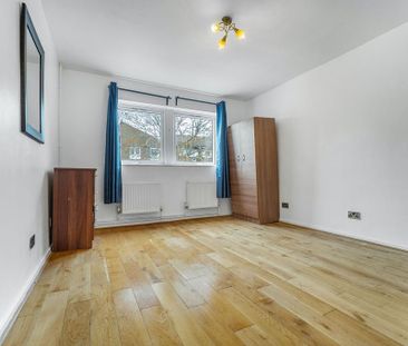 6 bedroom terraced house to rent - Photo 3