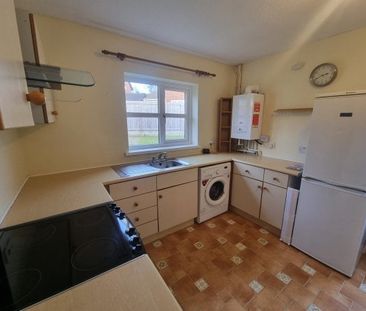 Heol Tircoed, Abertawe, SA4 - Photo 1